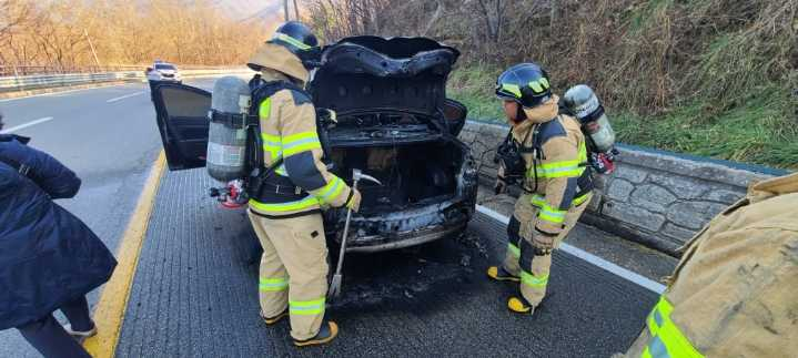 (1351)양구 해안면 차량화재.jpg
