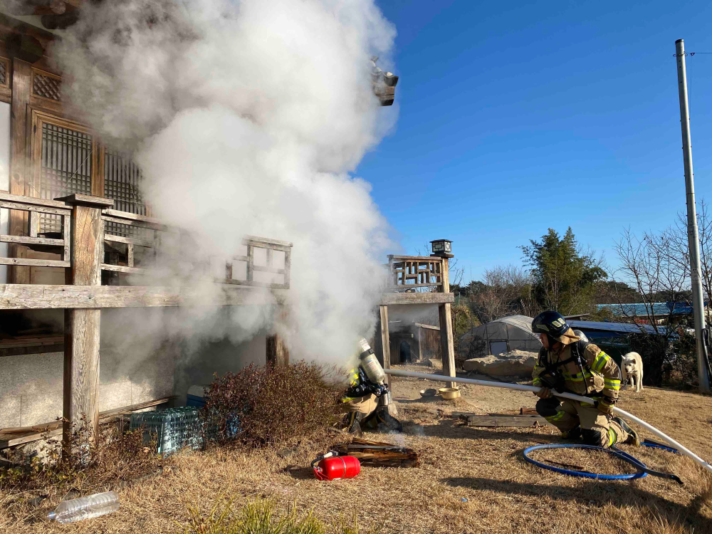0916 강릉 단독주택 화재.jpg