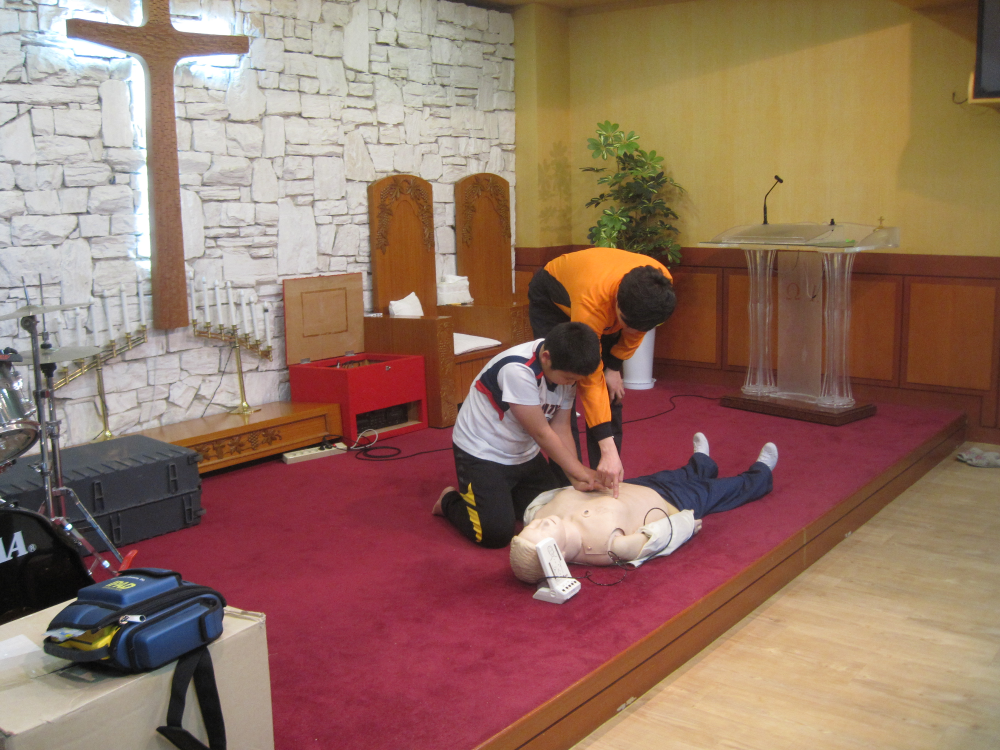 심폐소생술_체험.jpg