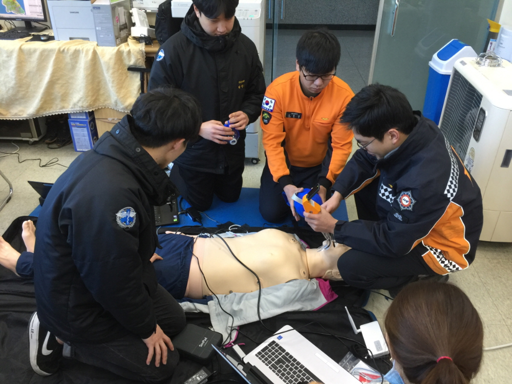 170224_속초소방서,_전문응급처치_능력향상_교육_사진.JPG