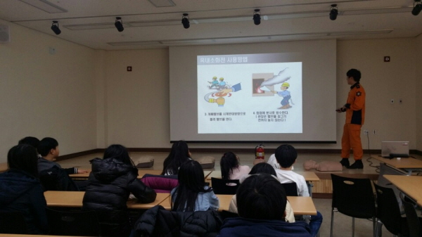 170320_속초소방서,_동명동_성당_소소심_및_소방안전교육.JPG