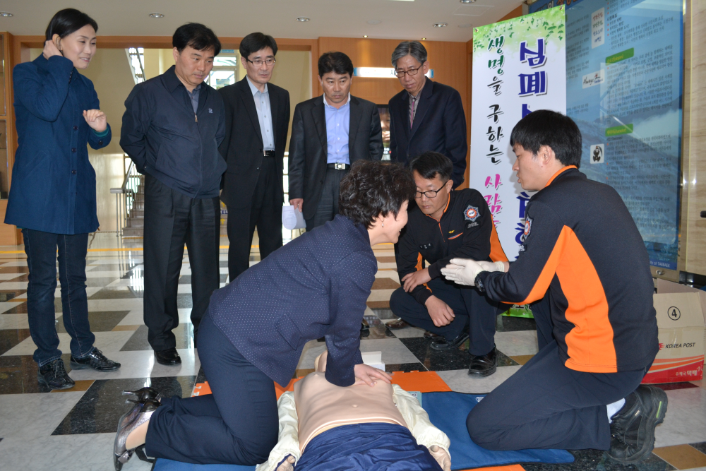 태백시청_심폐소생술_체험장_012.jpg