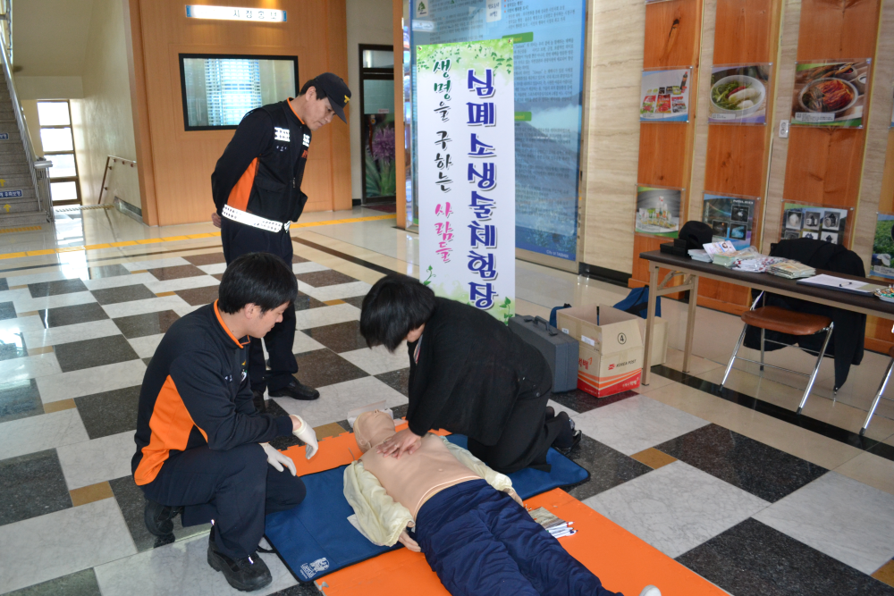 태백시청_심폐소생술_체험장_003.jpg