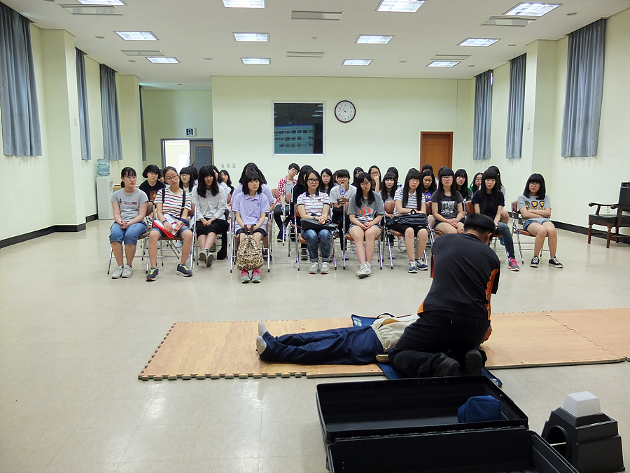 심폐소생술교육.jpg