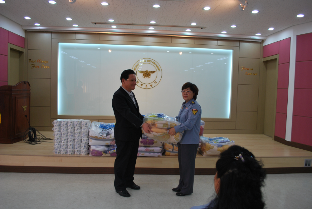 이재민_구호물품_전달_005.jpg