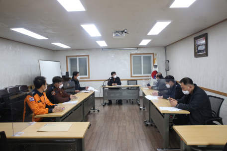 태백소방서, 겨울철 대비 전통시장 관계기관 간담회 및 합동점검 실시